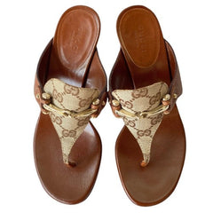 NEW GUCCI Beige GG Monogram Canvas Brown Leather Horsebit Thong Heels, Size 35